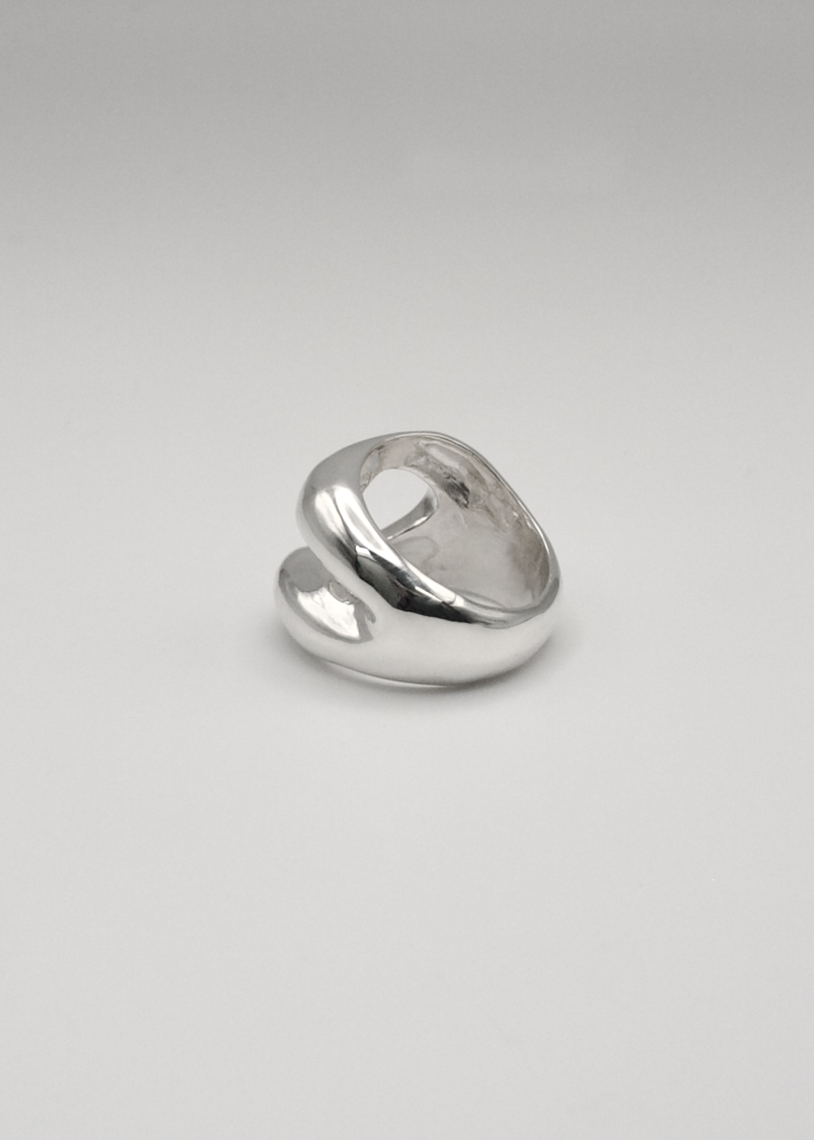 Eliza_ring_Seola_Atelier_925_sterling_silver_statement_ring_organic_ring,