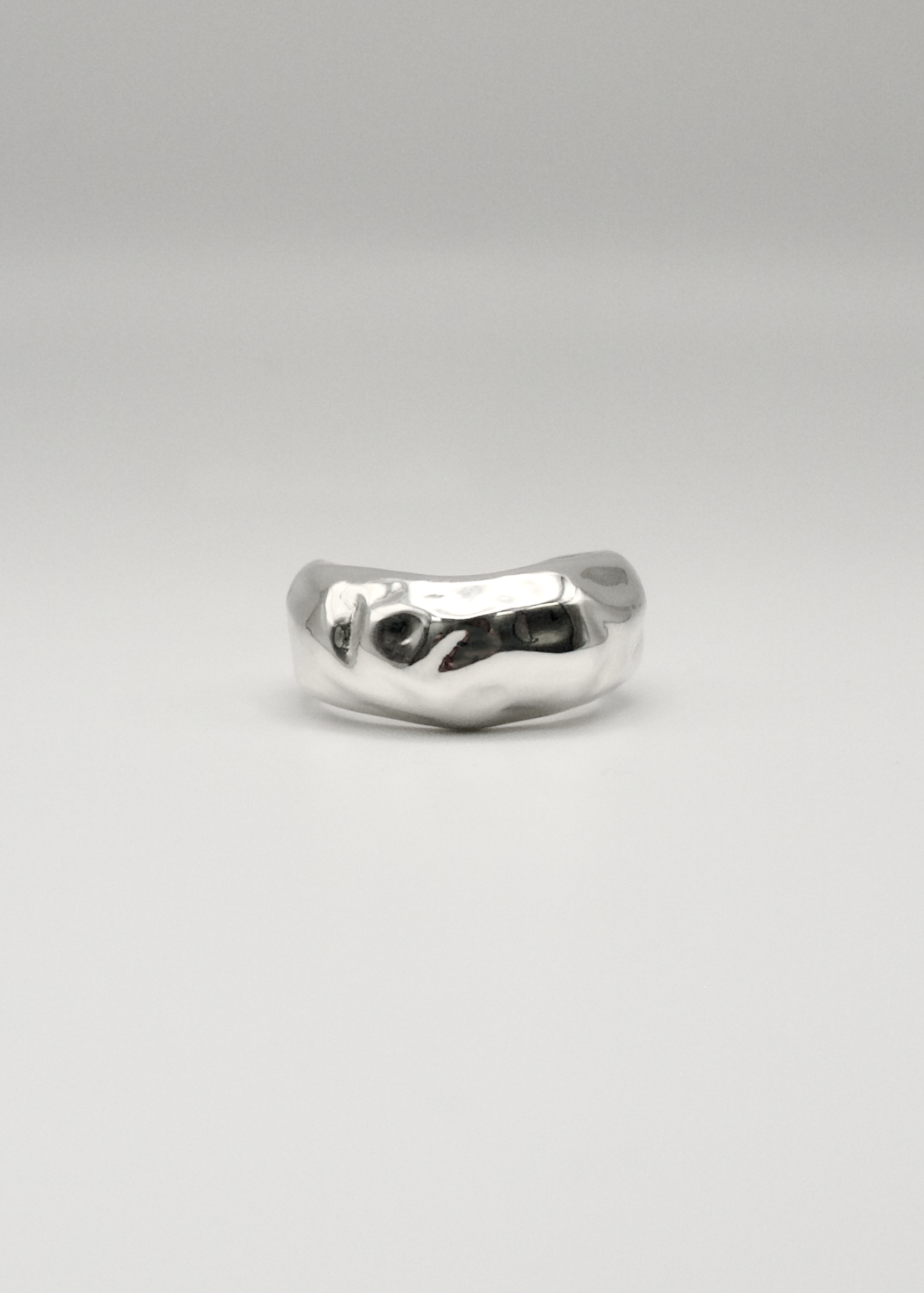 Flora Ring in sterling silver – bold sculptural ring with sharp organic edges / Bague Flora en argent sterling – bague sculpturale audacieuse aux bords organiques marqués