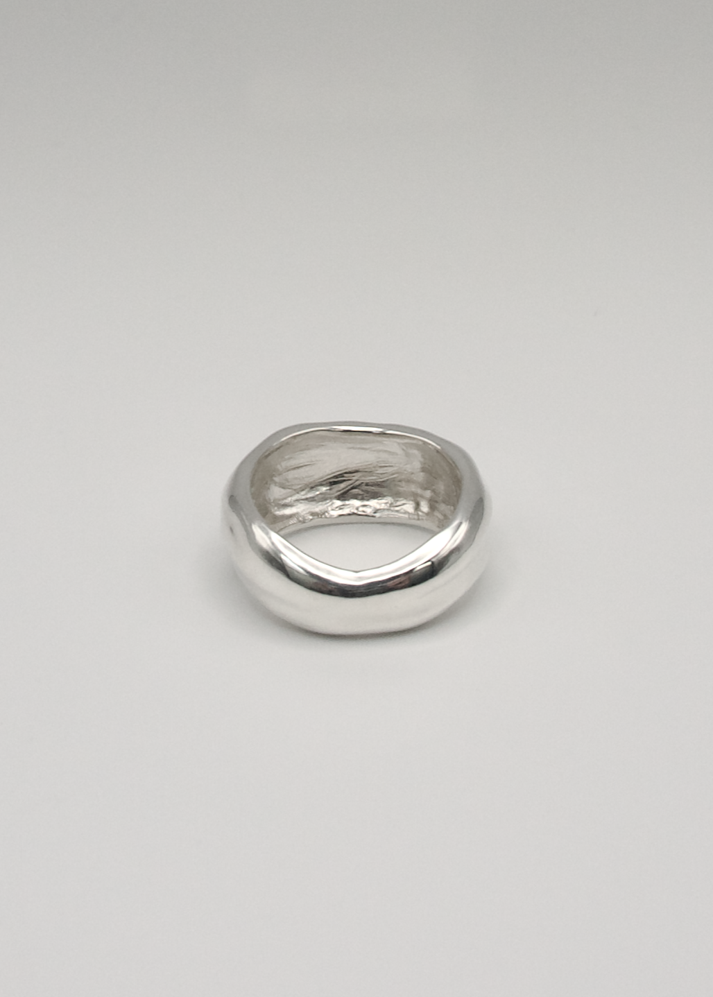 Flora Ring in sterling silver – bold sculptural ring with sharp organic edges / Bague Flora en argent sterling – bague sculpturale audacieuse aux bords organiques marqués