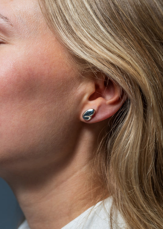 Feuille Stud Earring