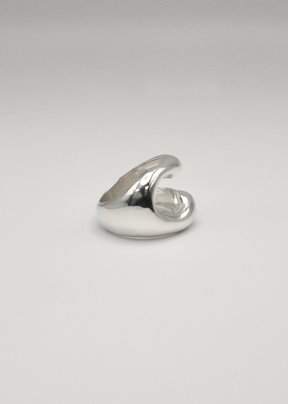 Eliza_ring_Seola_Atelier_925_sterling_silver_statement_ring_organic_ring,